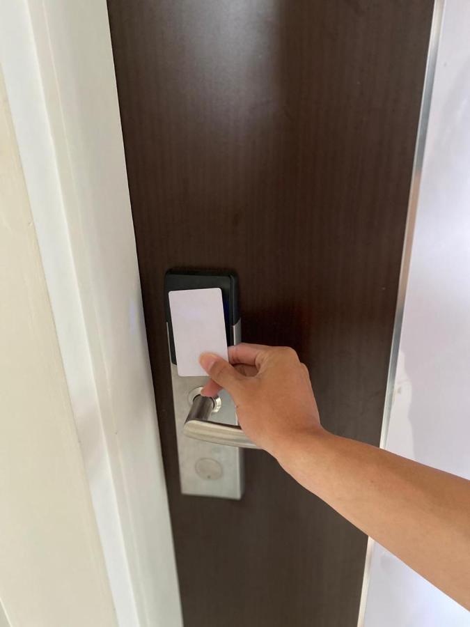 Oyo 2816 Privato Suite Kembaran Dış mekan fotoğraf